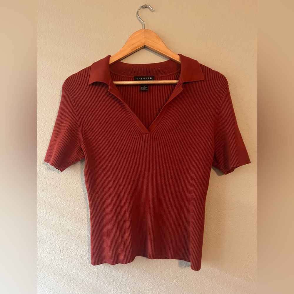 Spenser Jeremy Ribbed Knit Silk Polo Top in Deep Brick Red